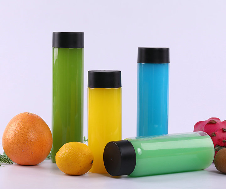 Disposable PET plastic bottle